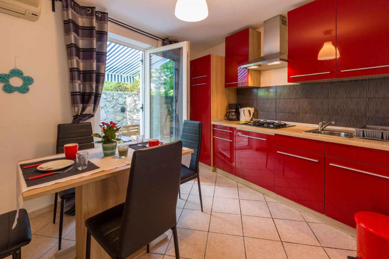 Two-Bedroom Apartment In Crikvenica Lxxxix Dramalj Exterior photo